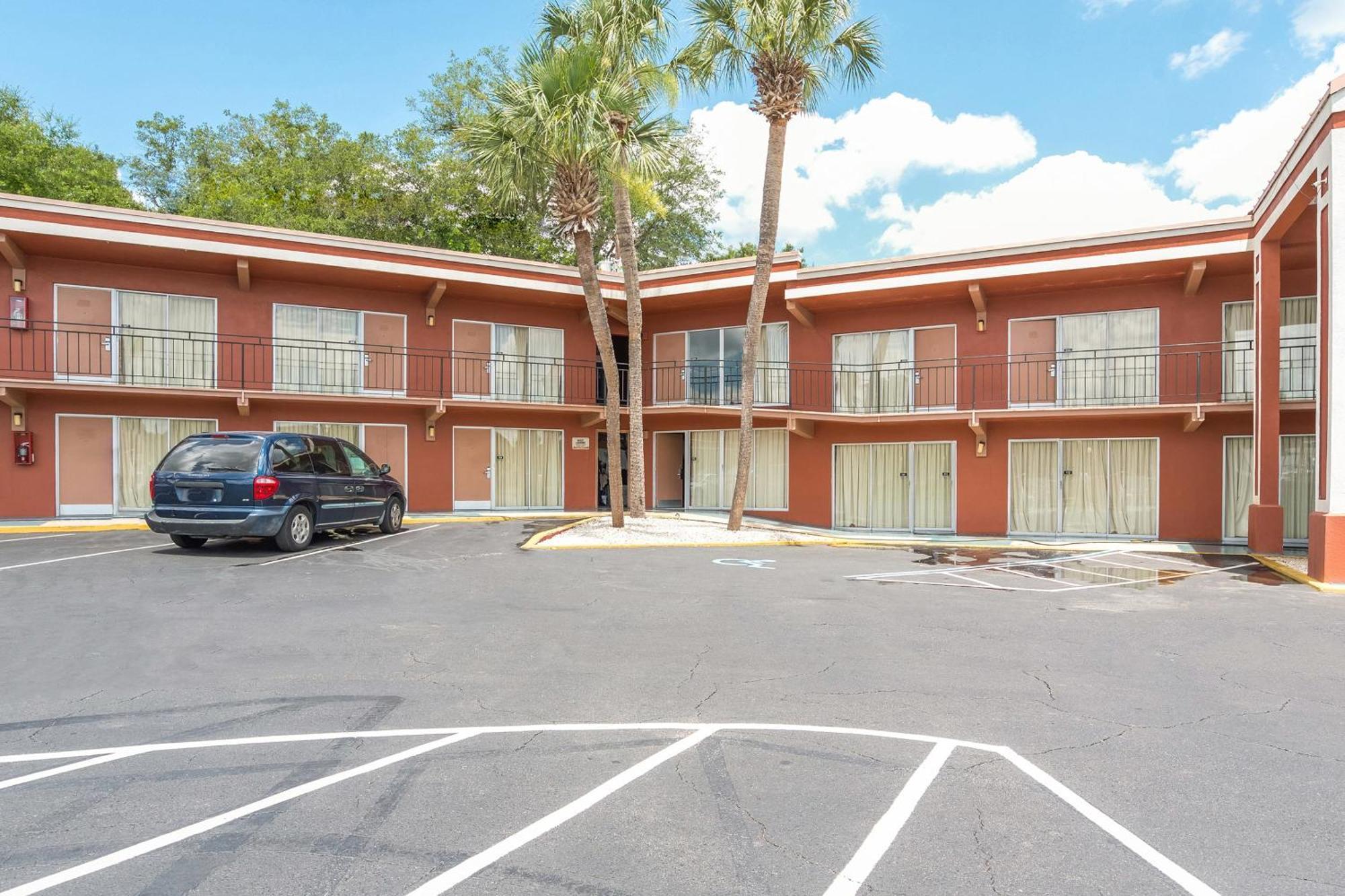 OYO Hotel Mustang Silver Spring FL Silver Springs Eksteriør bilde