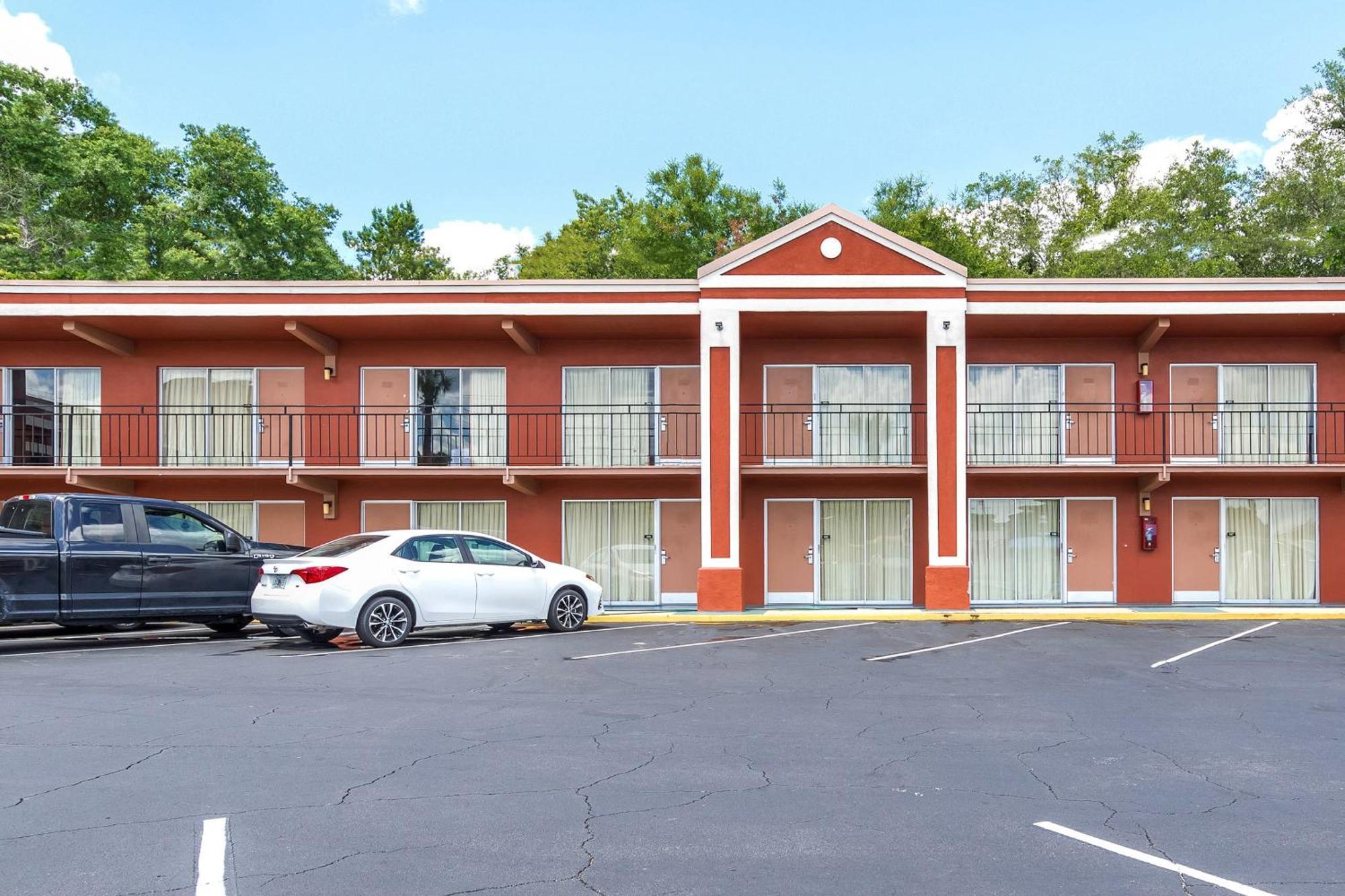 OYO Hotel Mustang Silver Spring FL Silver Springs Eksteriør bilde